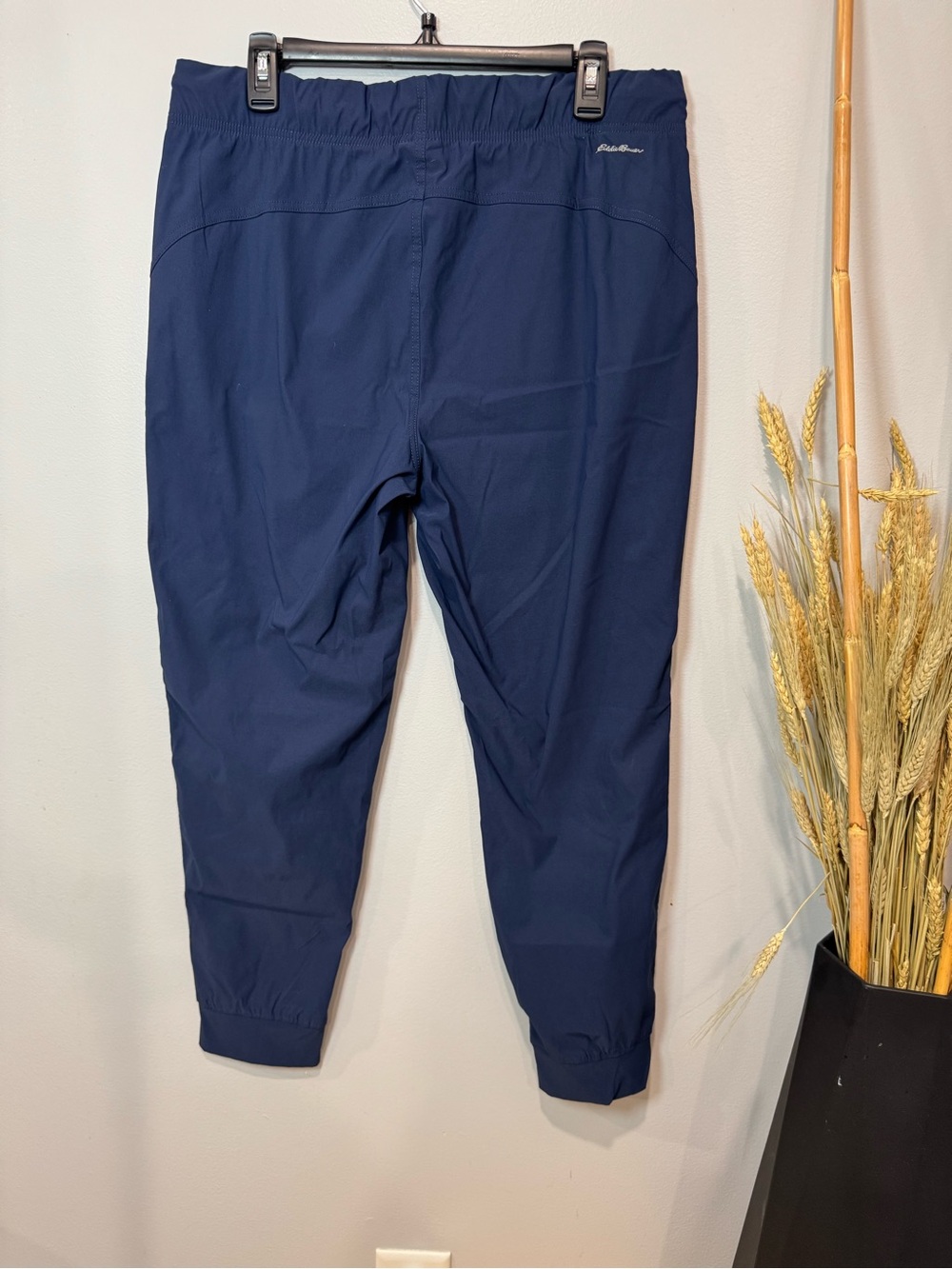 Eddie Bauer Blue Jogger Pants Women’s Size 14 Elastic Waist Zip Pockets - Picture 2 of 14